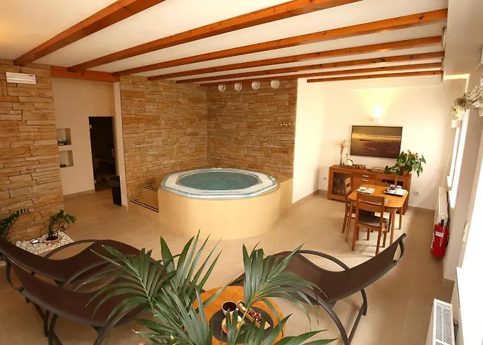 Vrdjan Apartma Cerknica