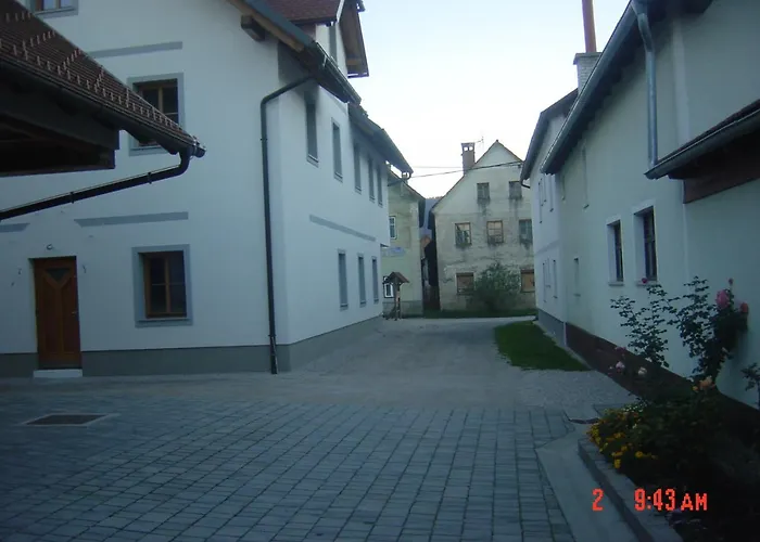 Vrdjan Apartma Cerknica